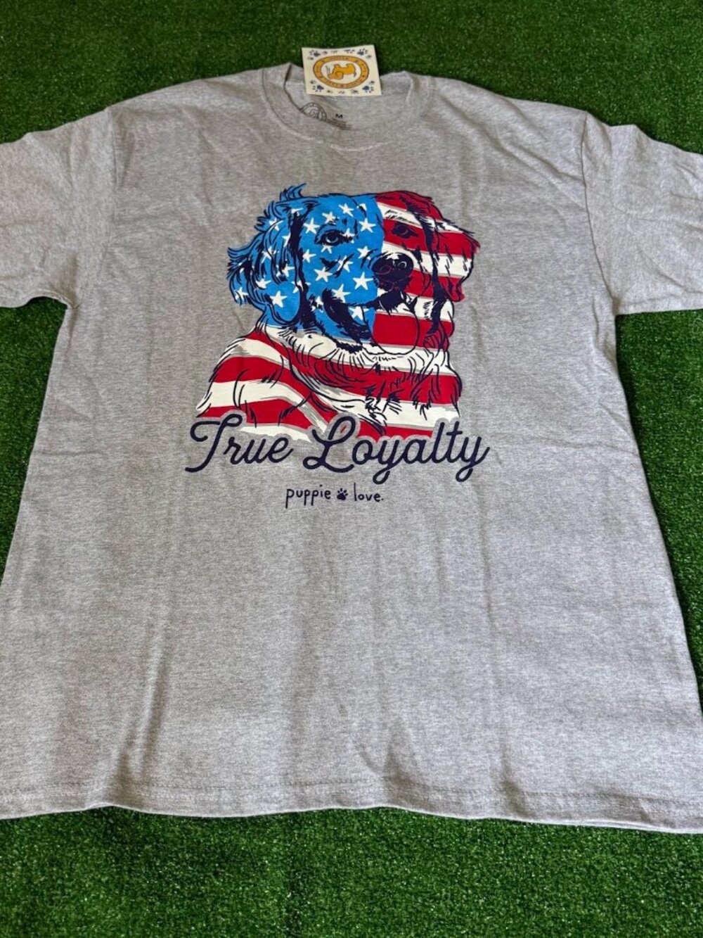 Puppie Love True Loyalty American Flag Dog Short Sleeve Gray T-Shirt Size M NWT